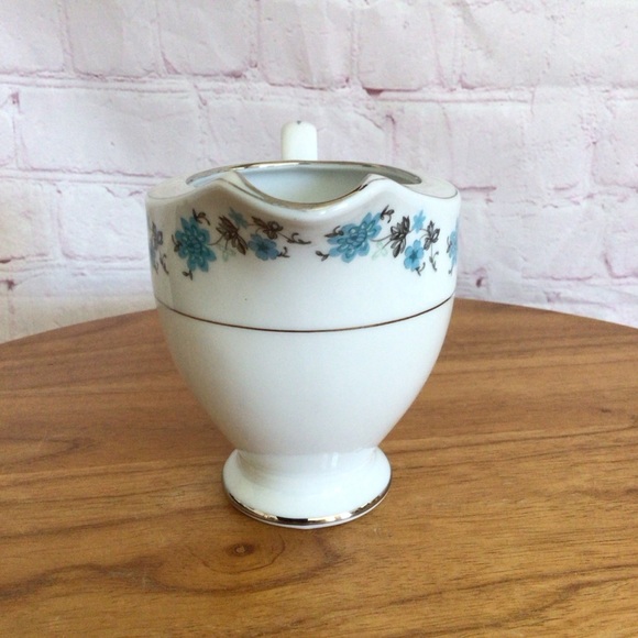 Vintage Blue Floral Footed Creamer - 8oz - Picture 2 of 6